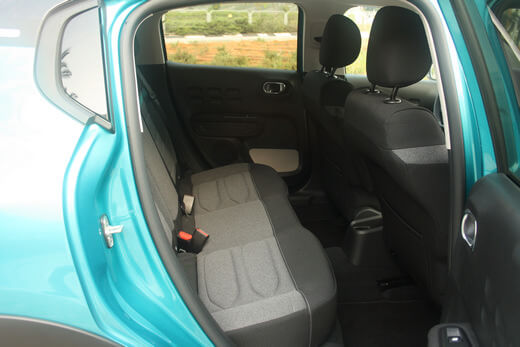 סיטרואן C3 מושב אחורי